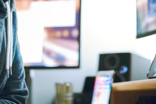 拼多多2023年春节期间发货相关规则调整公告-淘商院