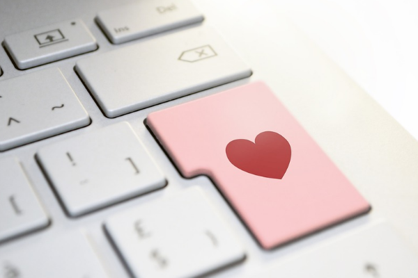 拼多多700元助力需要多少人?积分后面是什么?-淘商院