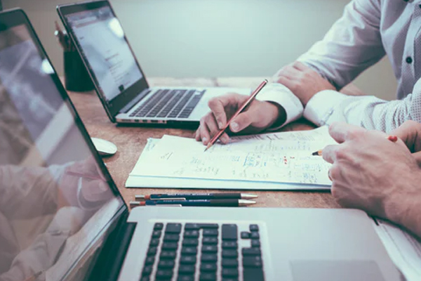 拼多多百亿补贴和京东百亿补贴区别是什么?哪个靠谱?-淘商院